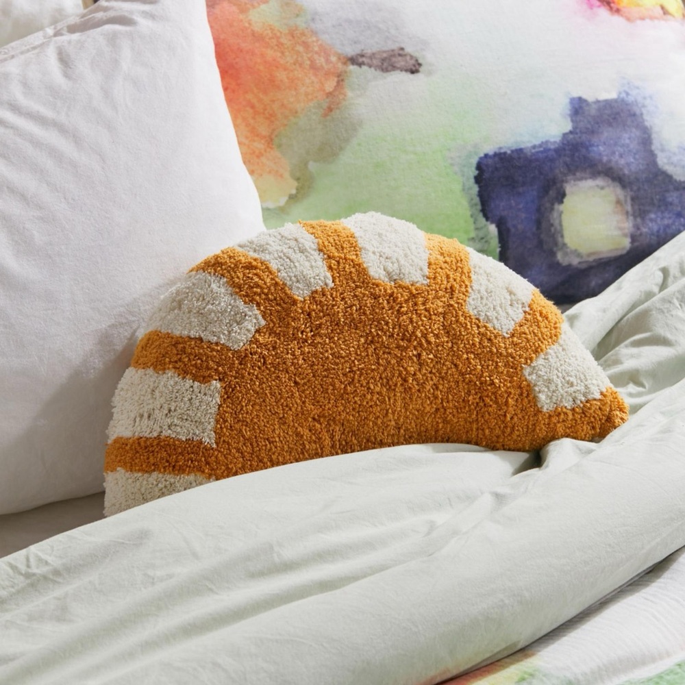 Sunrise Tufted Throw Pillow